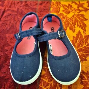 Oshkosh B'gosh Mary Jan's shoes/ Size 7/ Blue